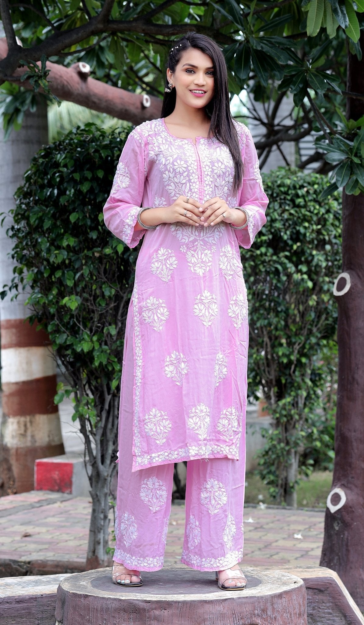 Pink Modal Silk Hastakarigari Chikankari Kurta Pant(Set of 2) - Craftystyles